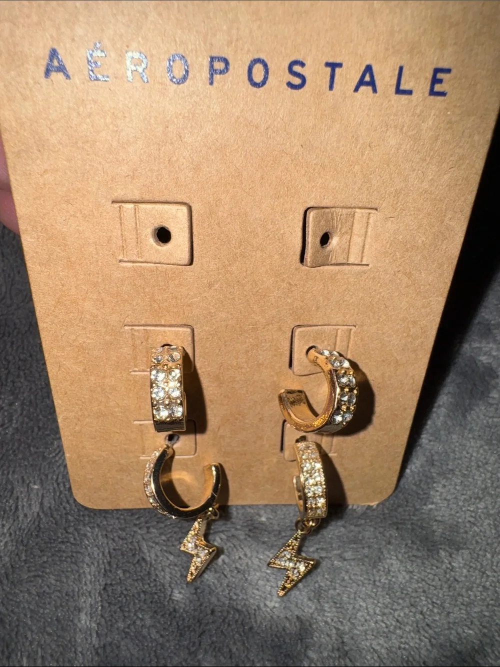 Aéropostale Gold Rhinestone Huggie Earring Set